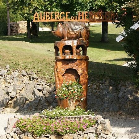 Auberge Du Herisson La Chaux-du-Dombief Exteriér fotografie