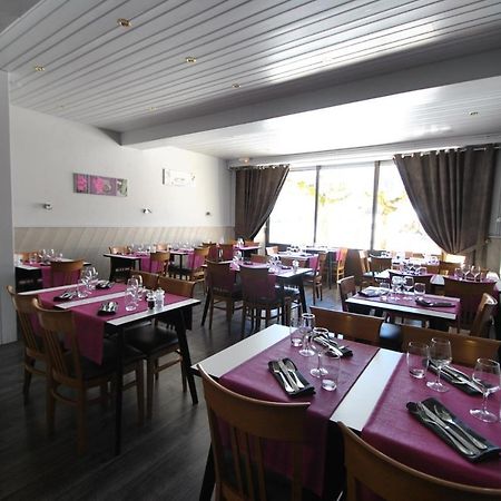 Auberge Du Herisson La Chaux-du-Dombief Exteriér fotografie